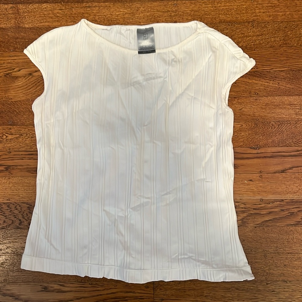 Women’s sports top